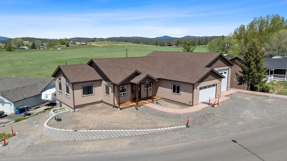 Photo of 3248 Yellowpine 2 of 30