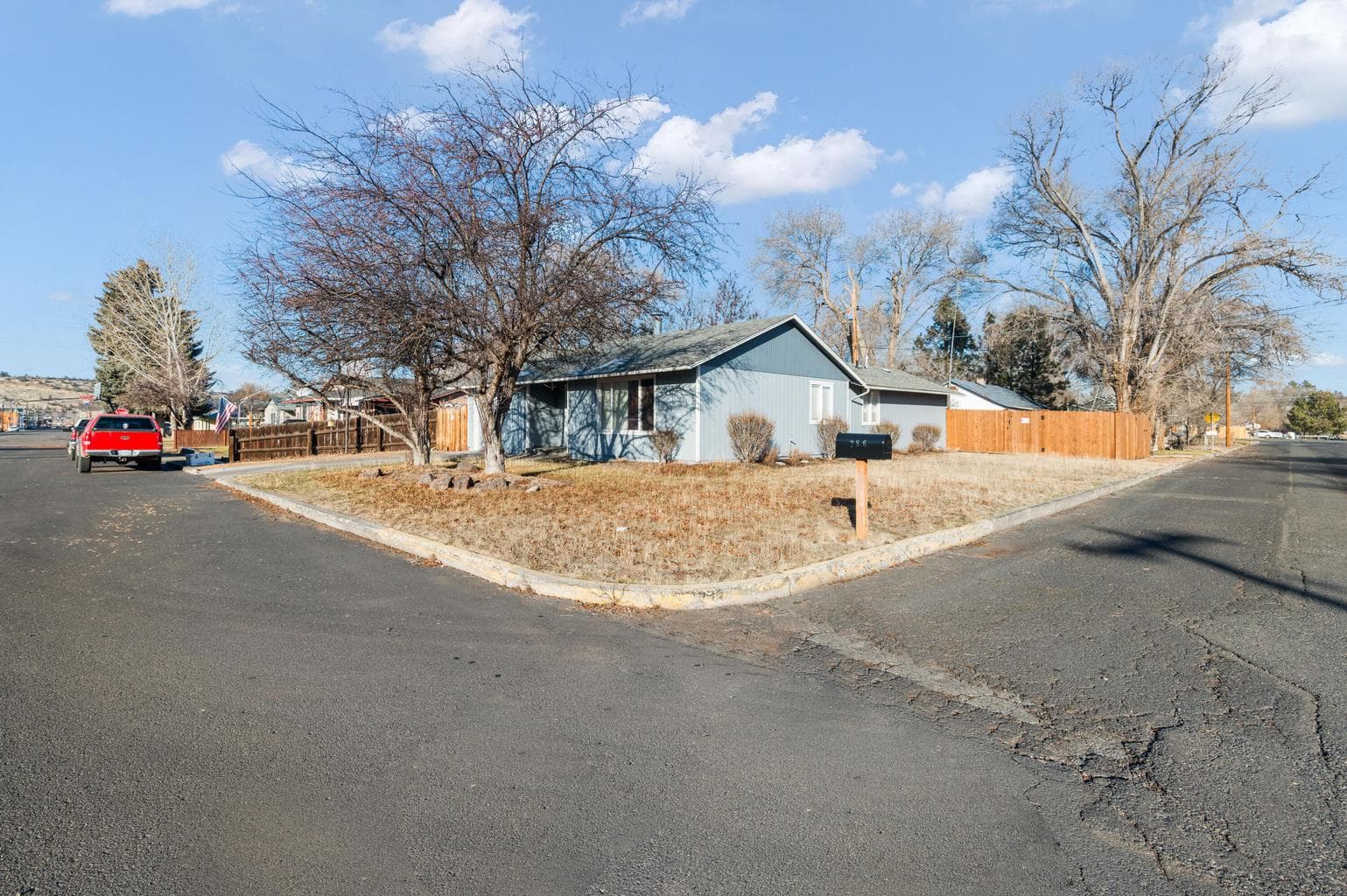 Photo of 286 D 5 of 40