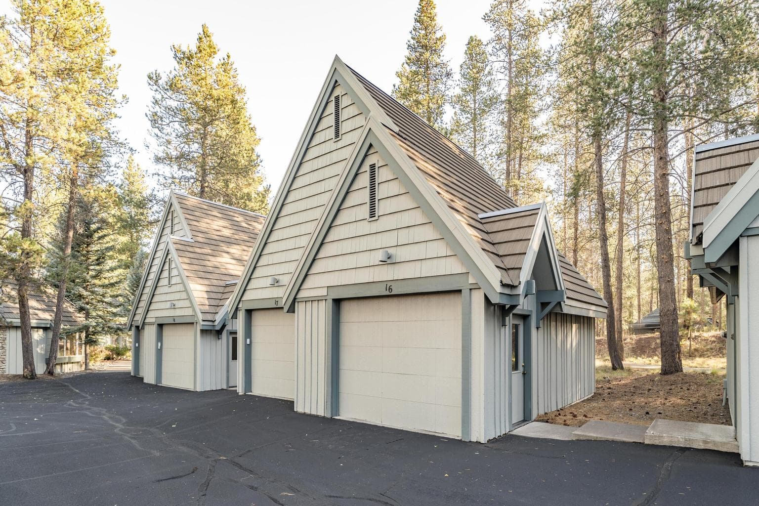 Photo of 57029 Peppermill 3 of 23
