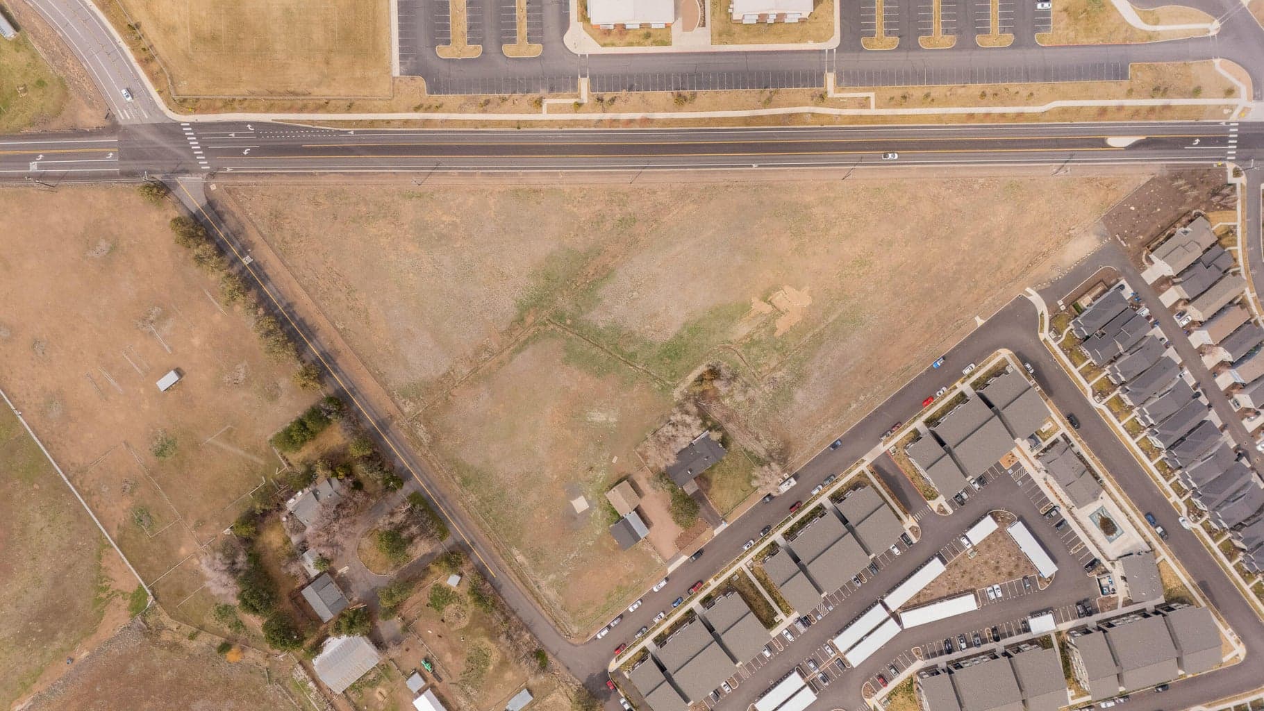 Photo of 4561 39th 4 of 5