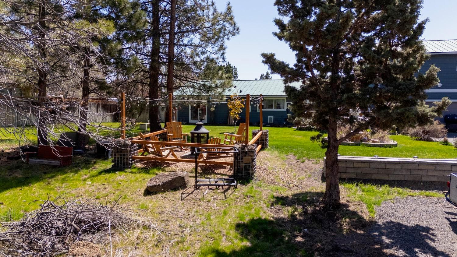Photo of 20873 Greenmont 5 of 35