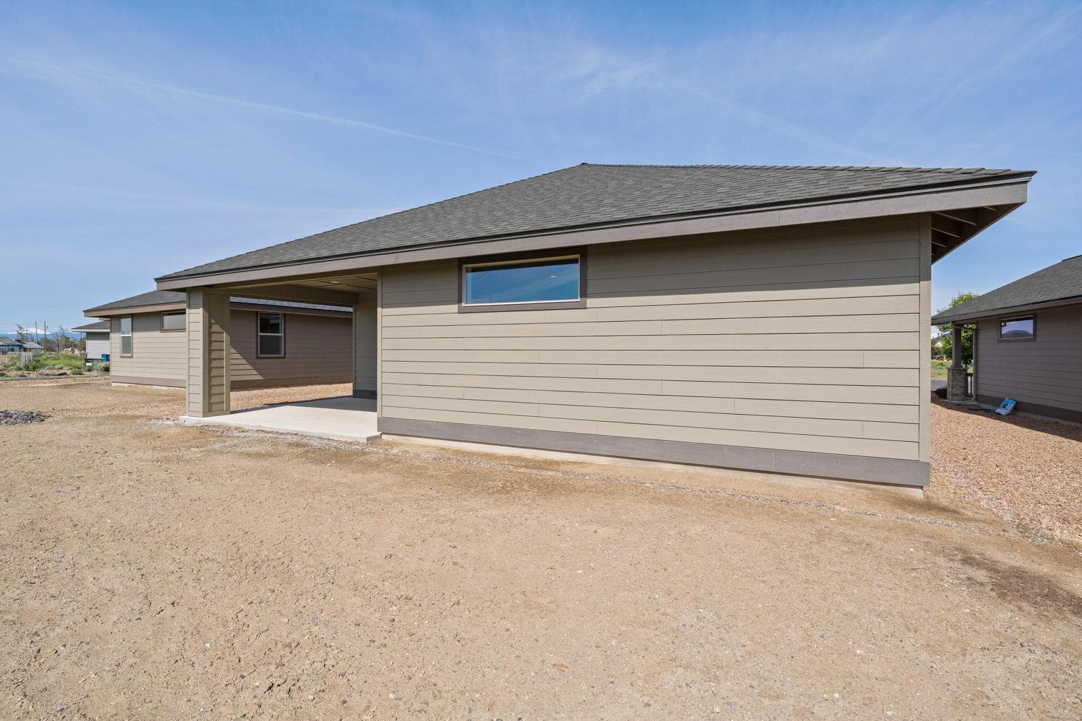 Photo of 2528 Redwood 4 of 32