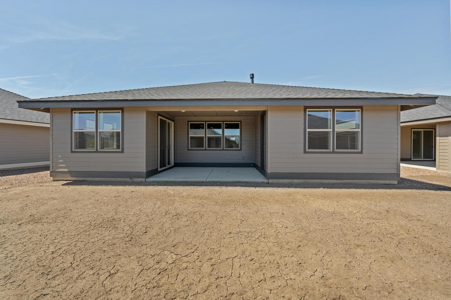 Photo of 2622 Redwood 5 of 38
