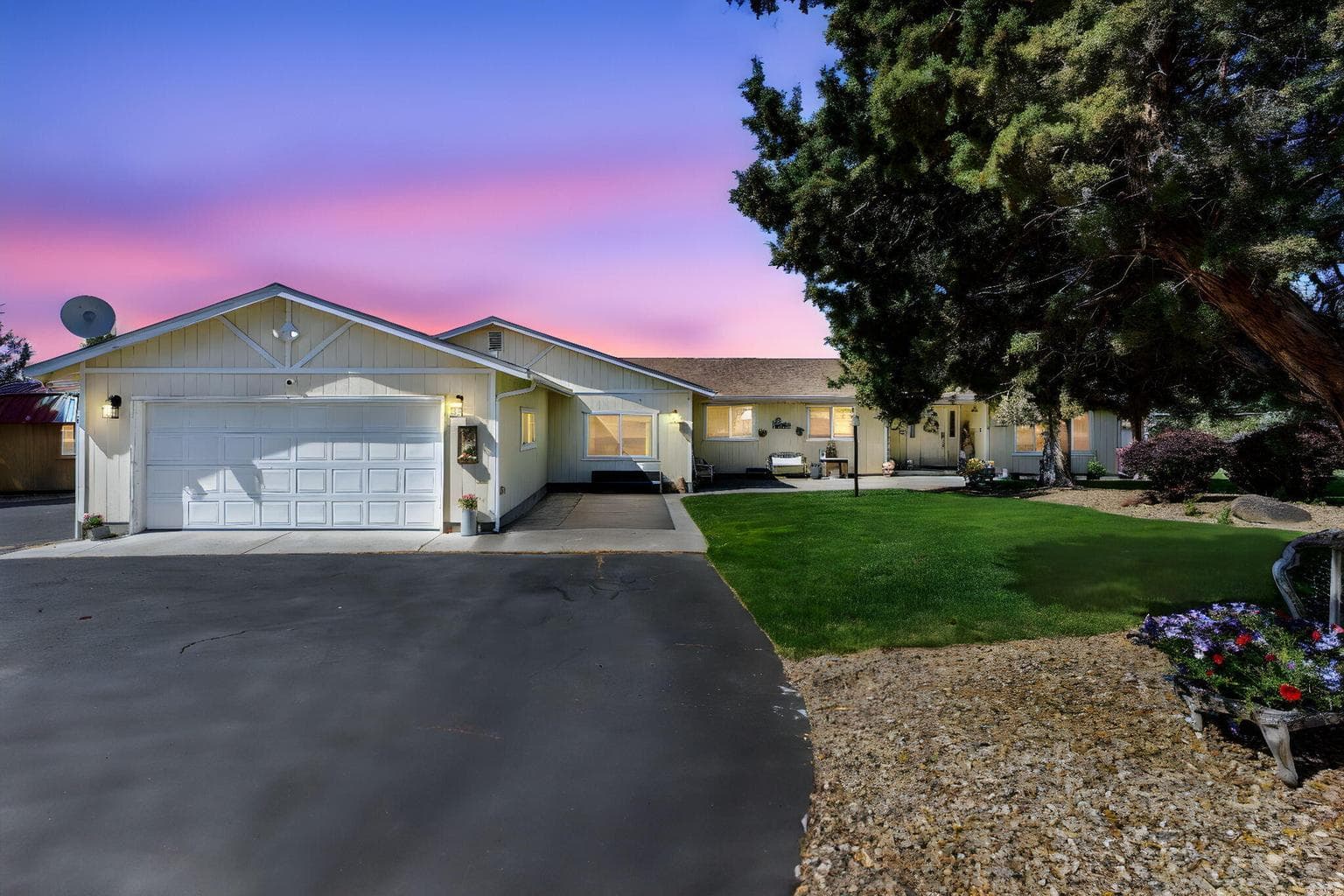 Photo of 851 Rancho 1 of 51