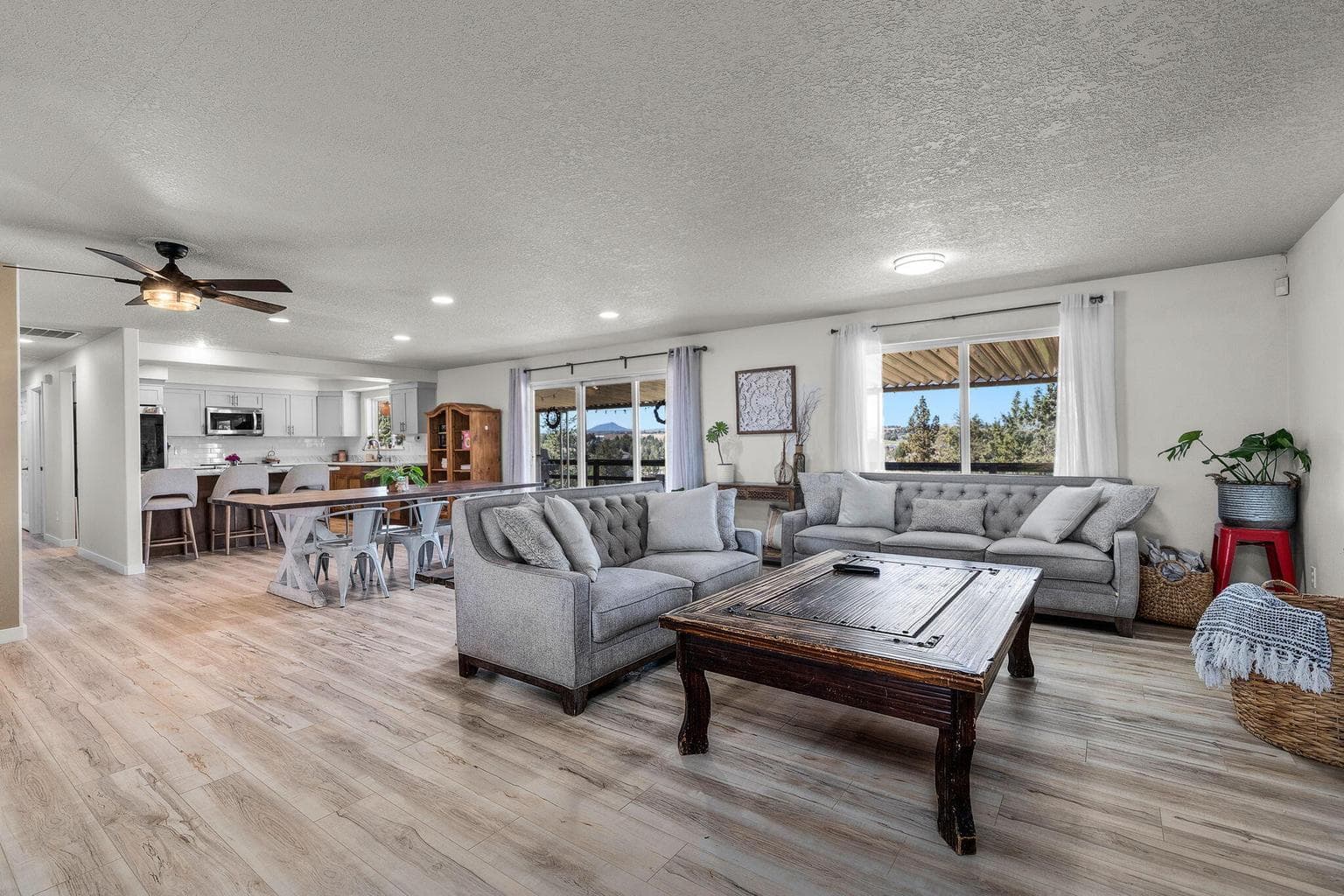 Photo of 851 Rancho 4 of 51