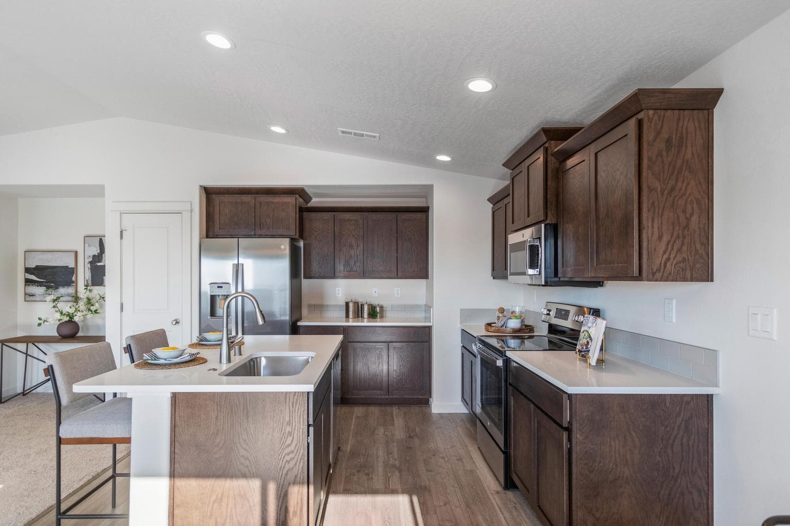 Photo of 21495 OConnor 5 of 28