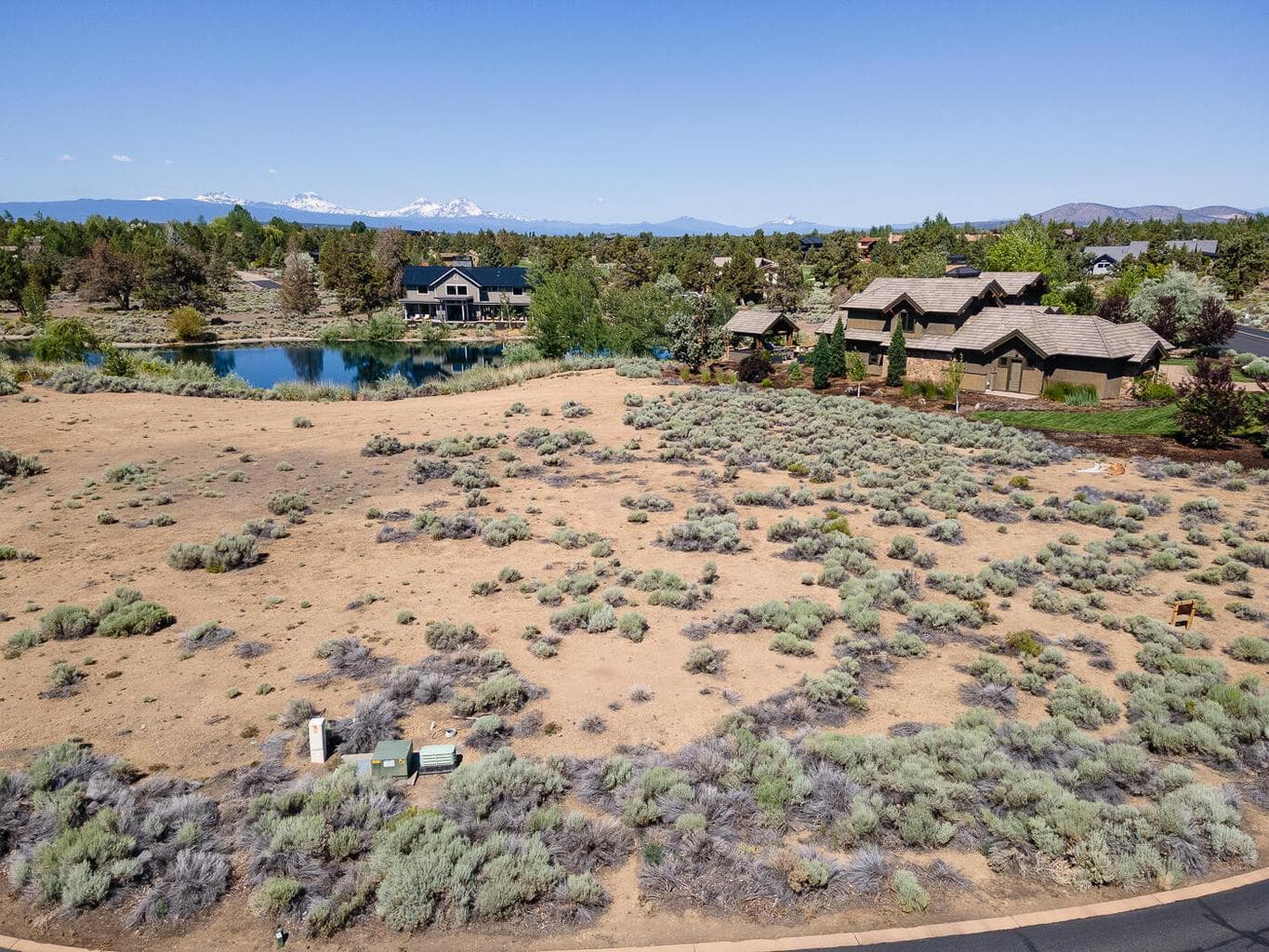 Photo of 65955 Pronghorn Estates 2 of 18