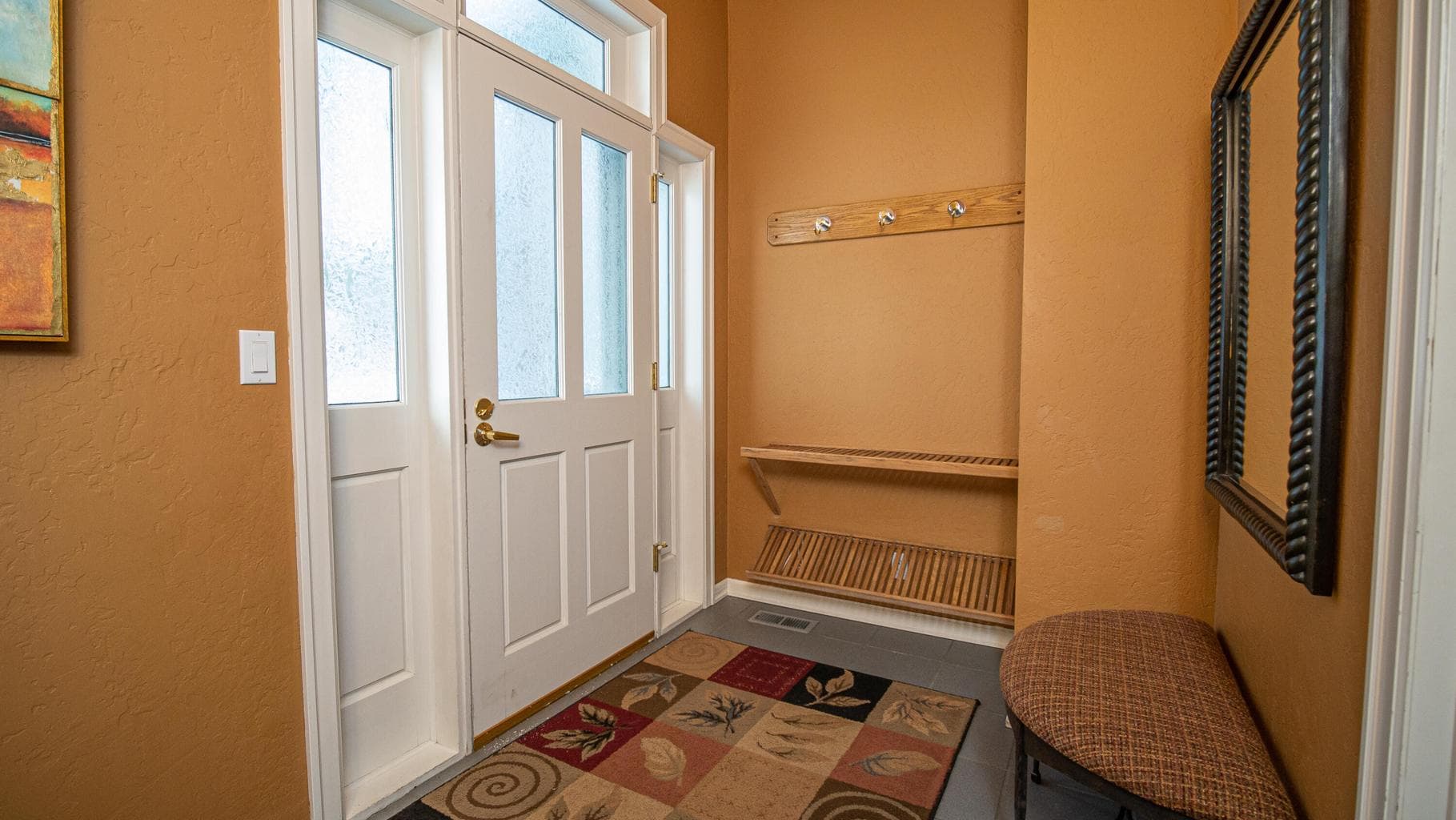 Photo of 57042 Peppermill 2 of 38