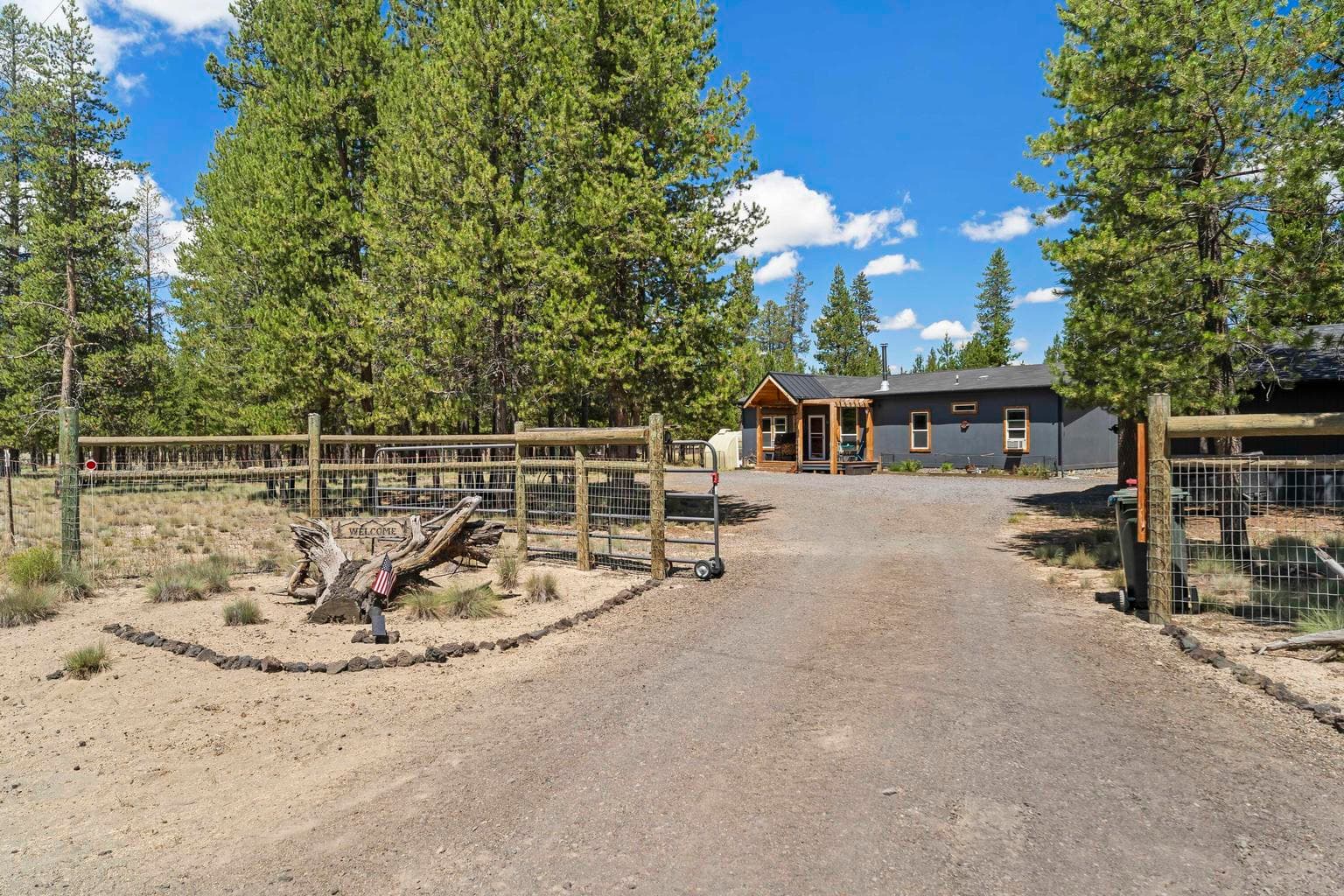 Photo of 11619 Sun Forest 3 of 40