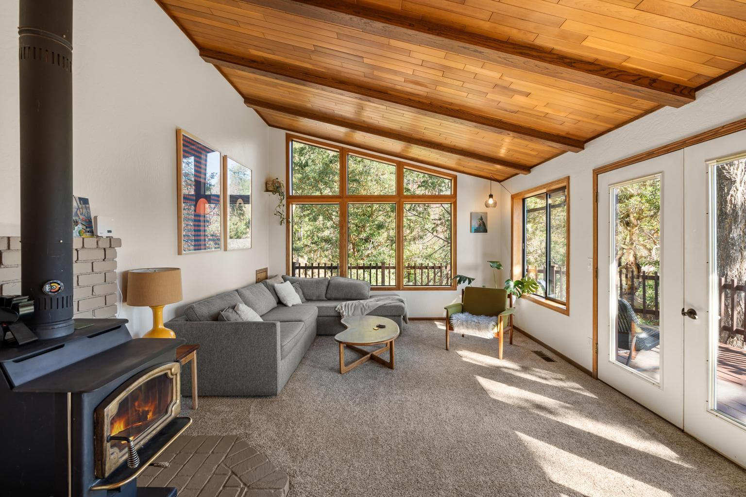 Photo of 694 Timberlake 5 of 36