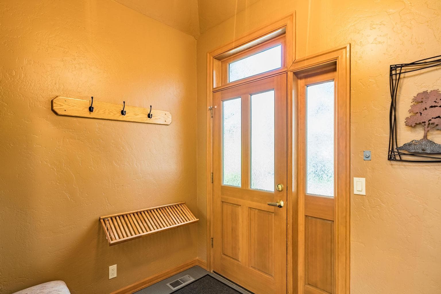 Photo of 57046 Peppermill 5 of 24