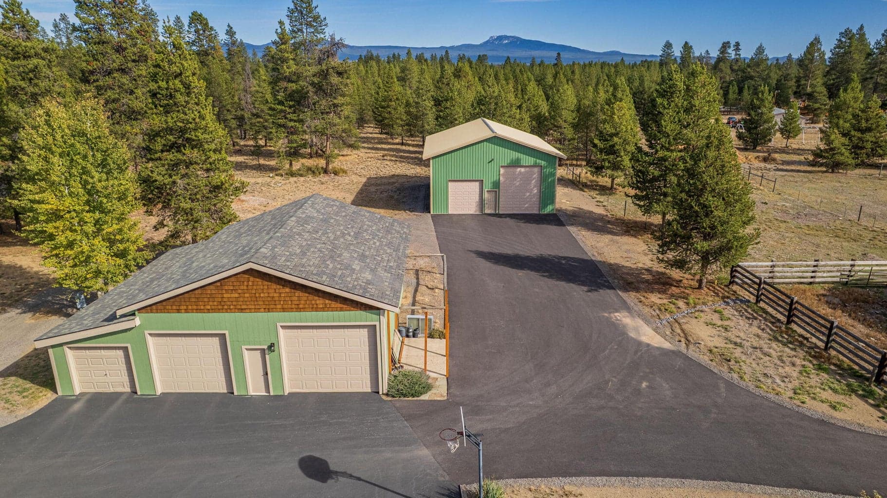 2 shops - 30'x 36 with 12' on the left and 36'x48' in the back