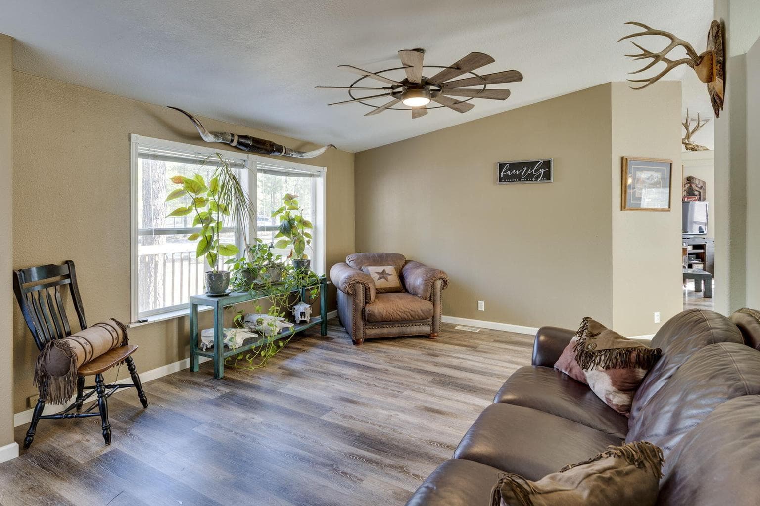 Photo of 17575 Sutter 3 of 62