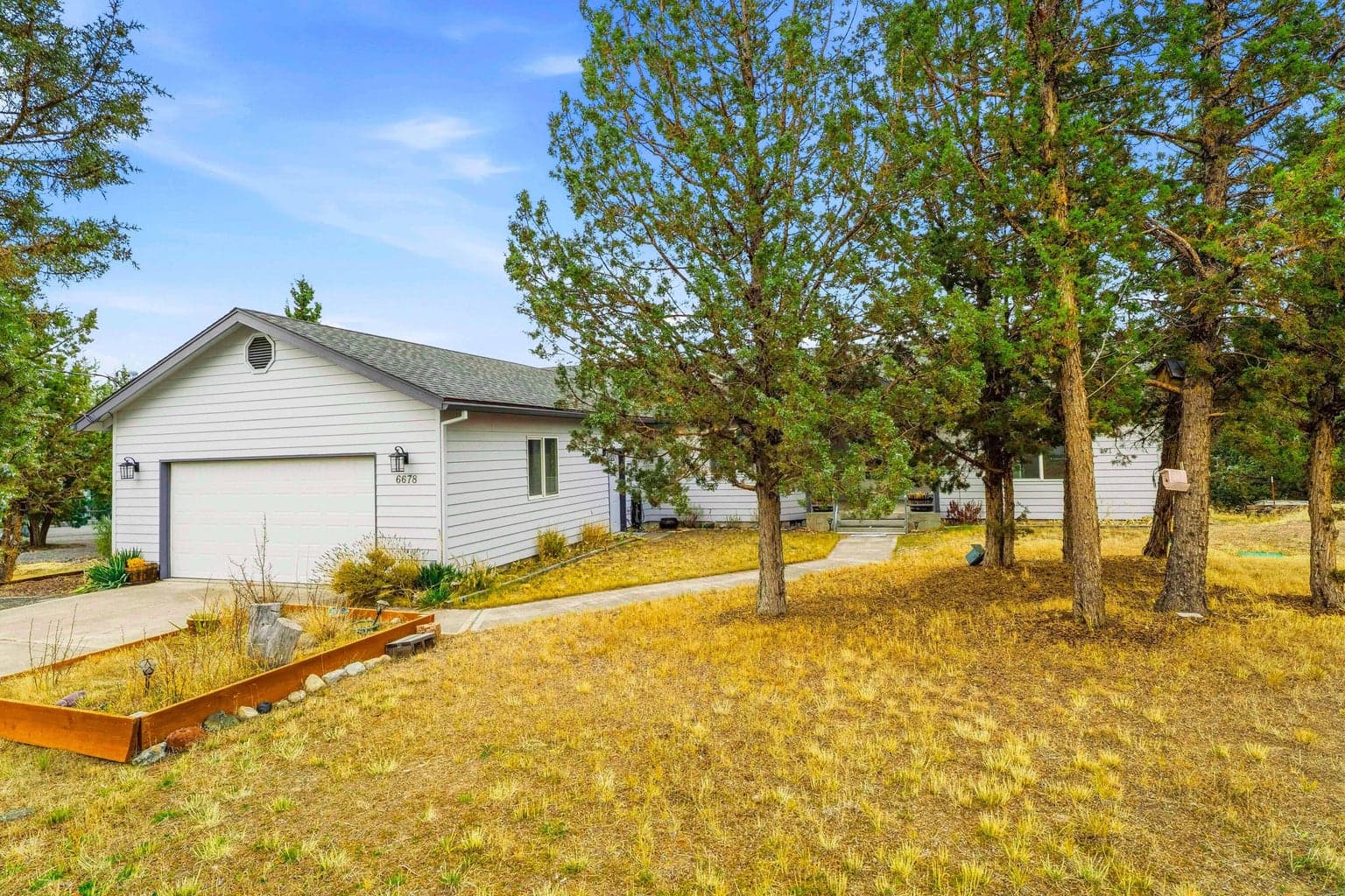 Photo of 6678 Davis 3 of 53