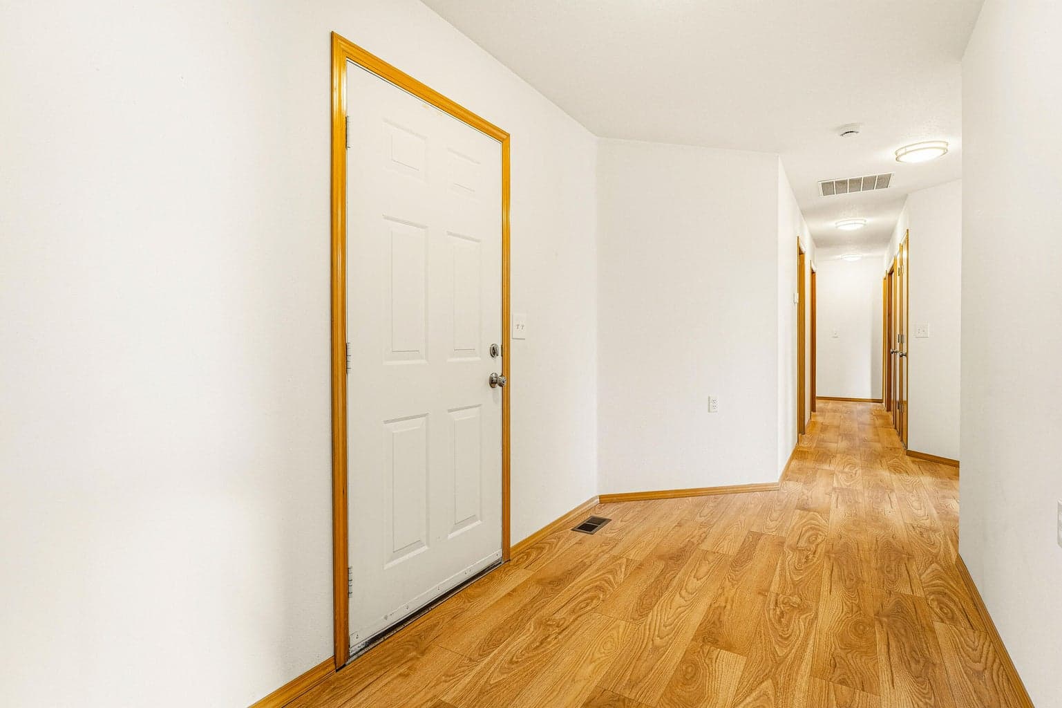 Photo of 6678 Davis 5 of 53