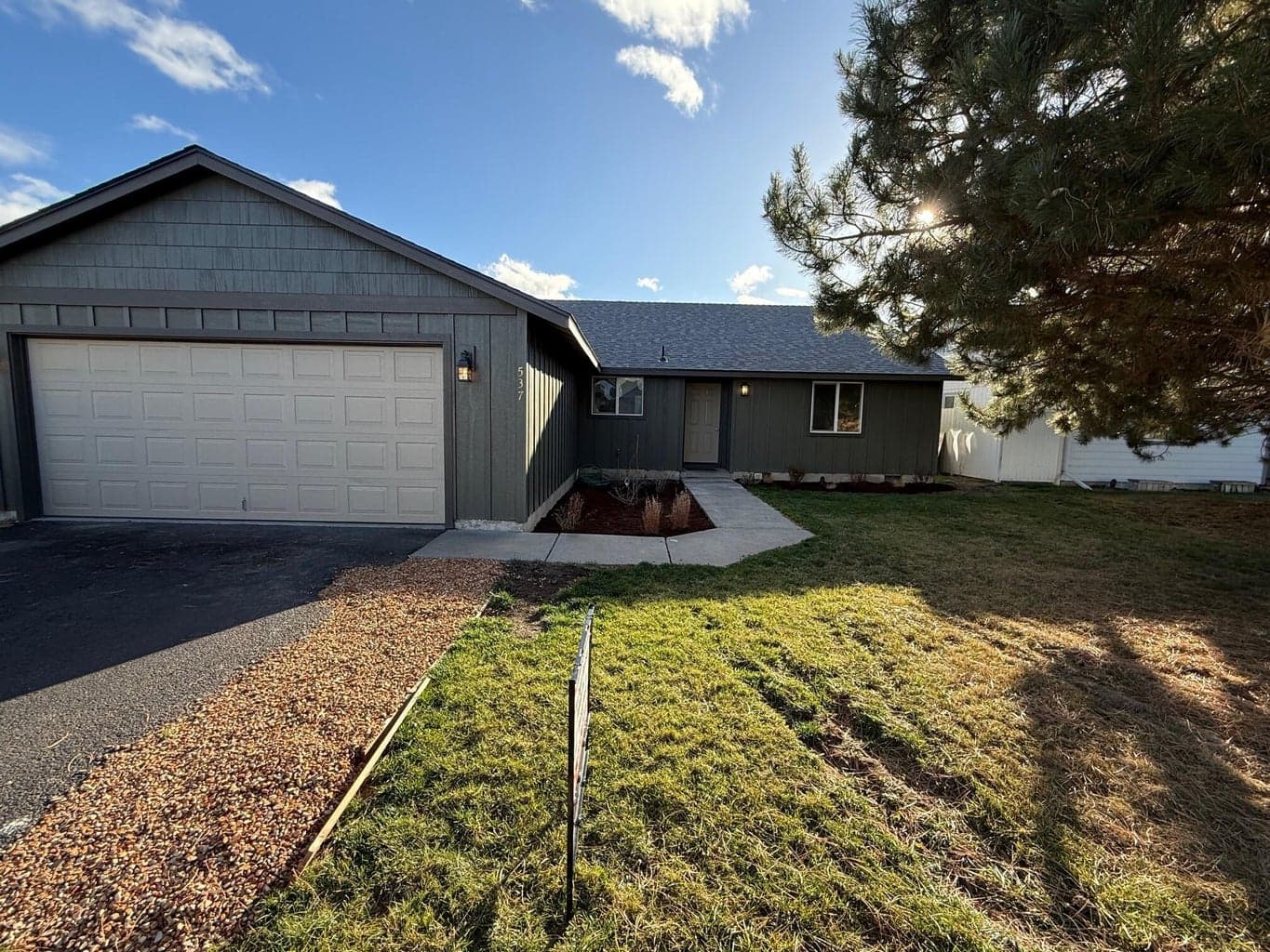 Photo of 537 Ponderosa 2 of 46