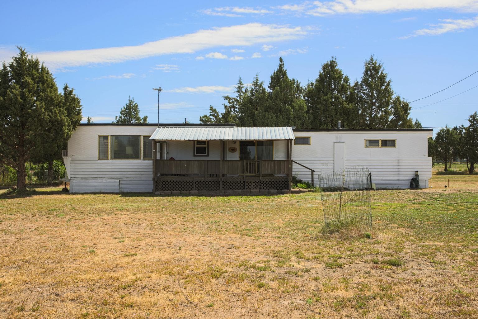 Photo of 3300 Umatilla 2 of 37