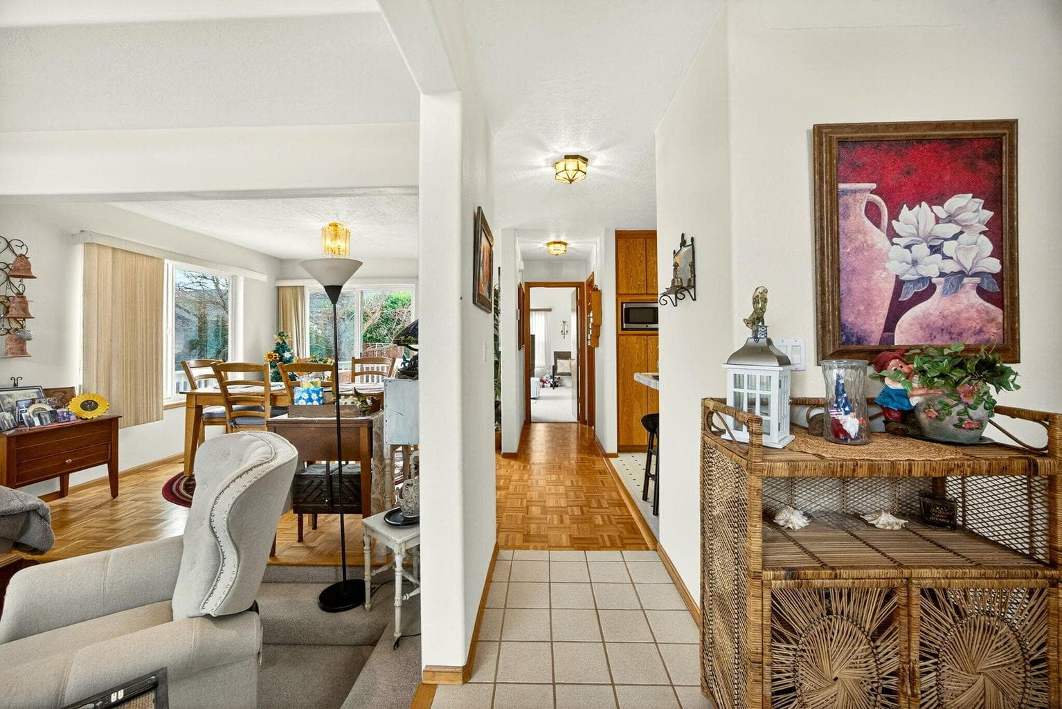 Photo of 1087 Oak Knoll 5 of 40