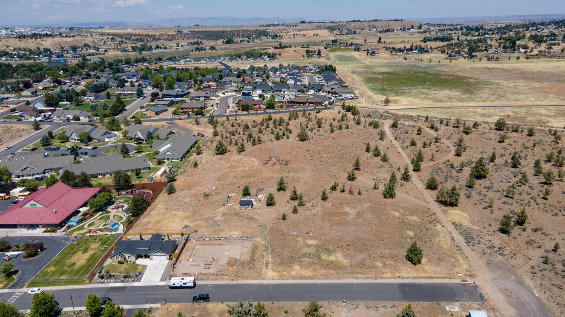 Photo of A 4 of 31