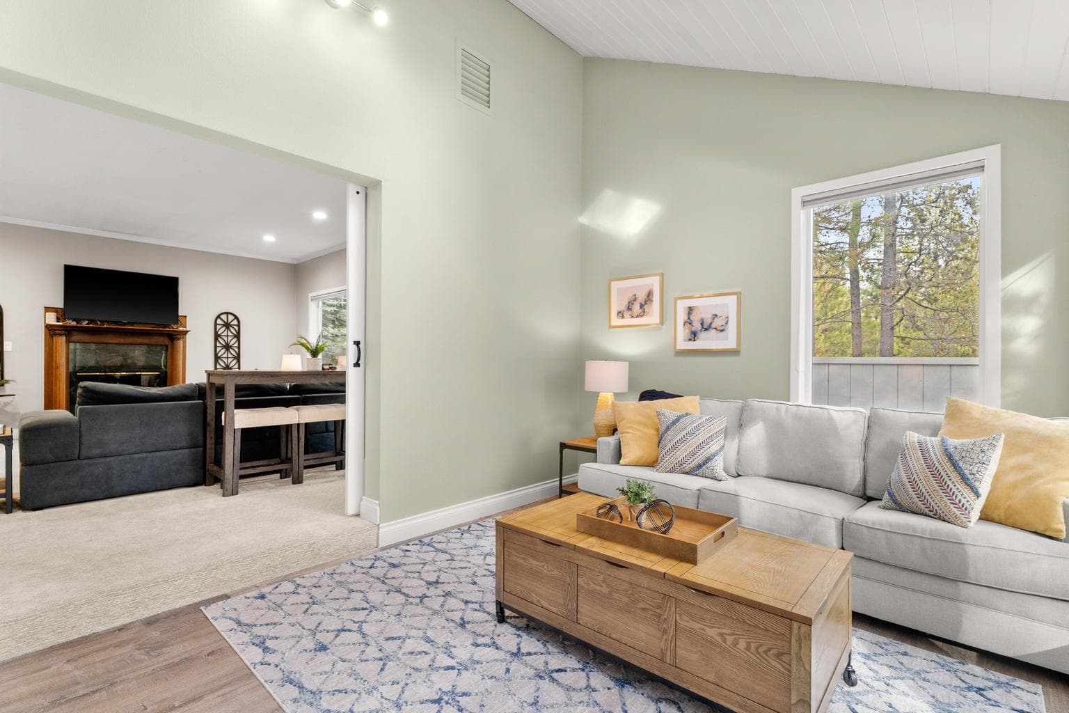 Photo of 18025 Camas 5 of 35