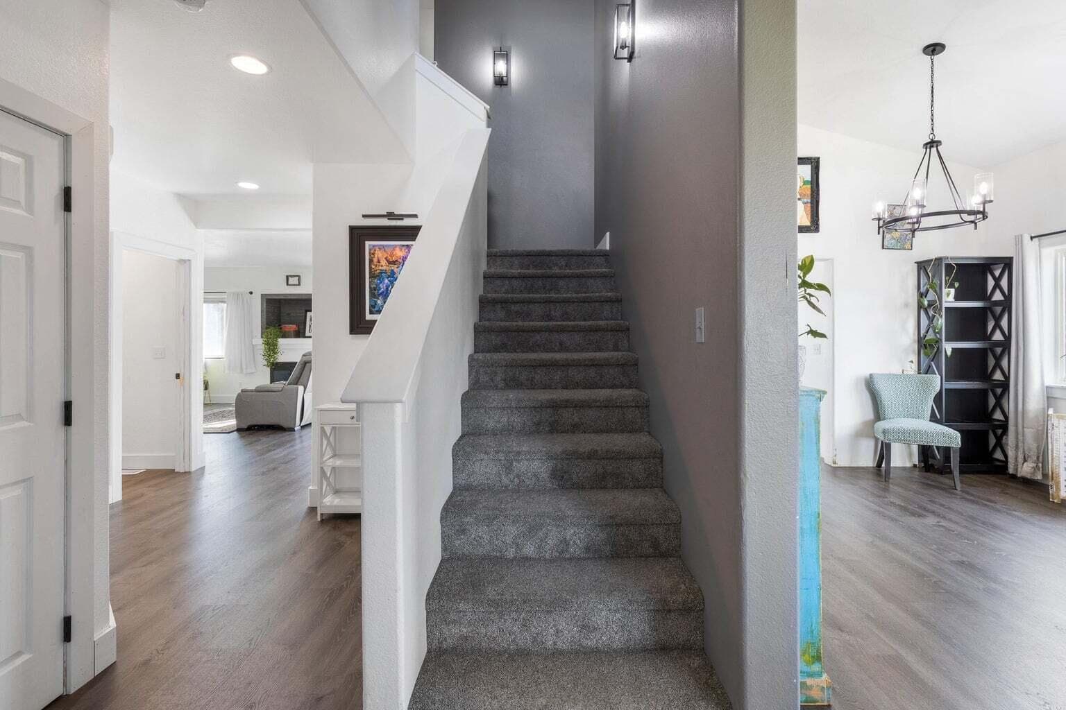 Photo of 2146 22nd 3 of 23
