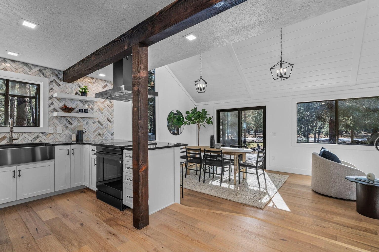 Photo of 14455 Crossroads 4 of 36