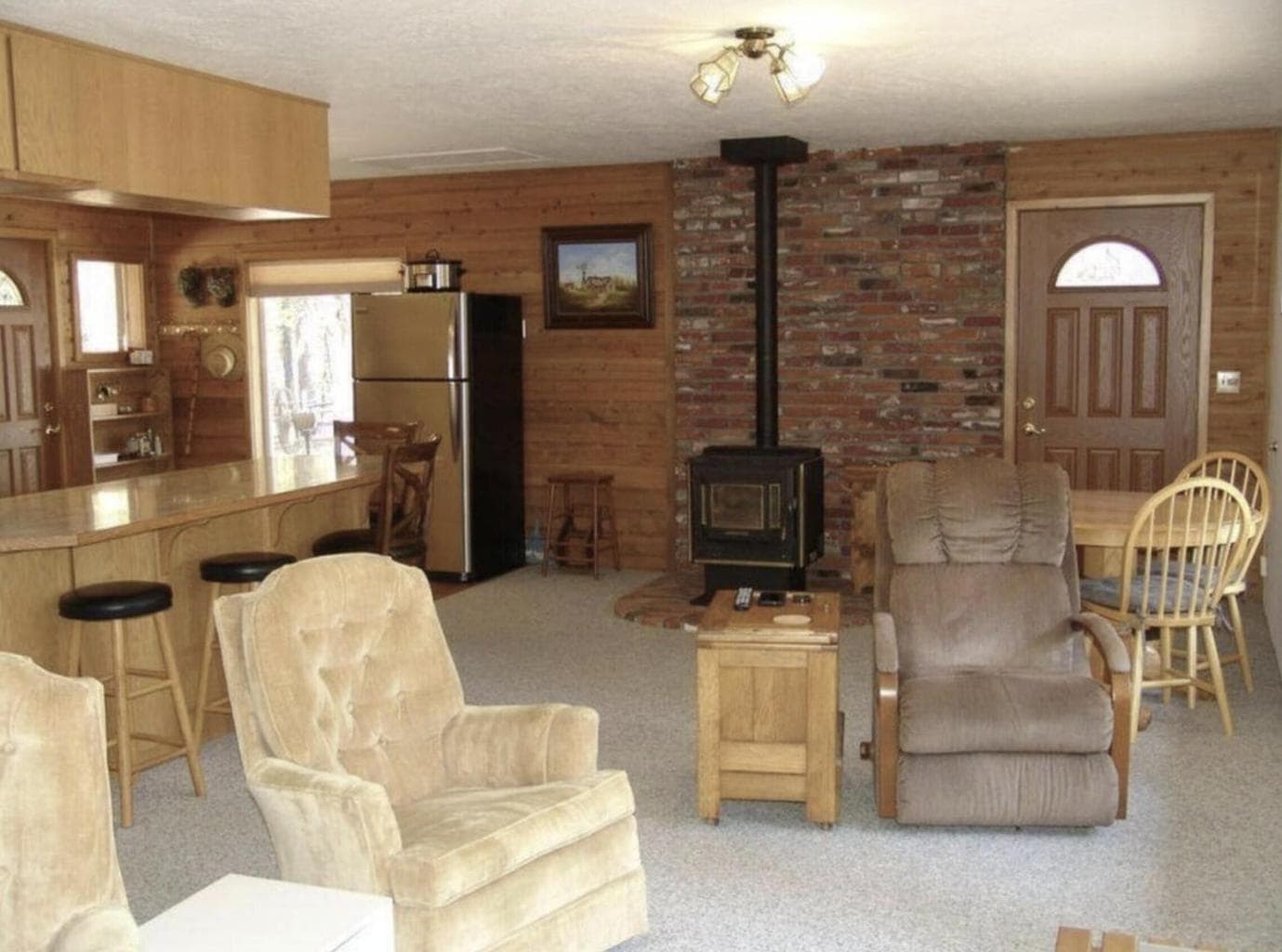 Photo of 52015 Old Wickiup 4 of 28