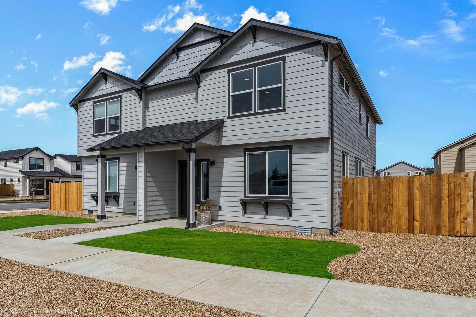 Photo of 3382 7th 2 of 24