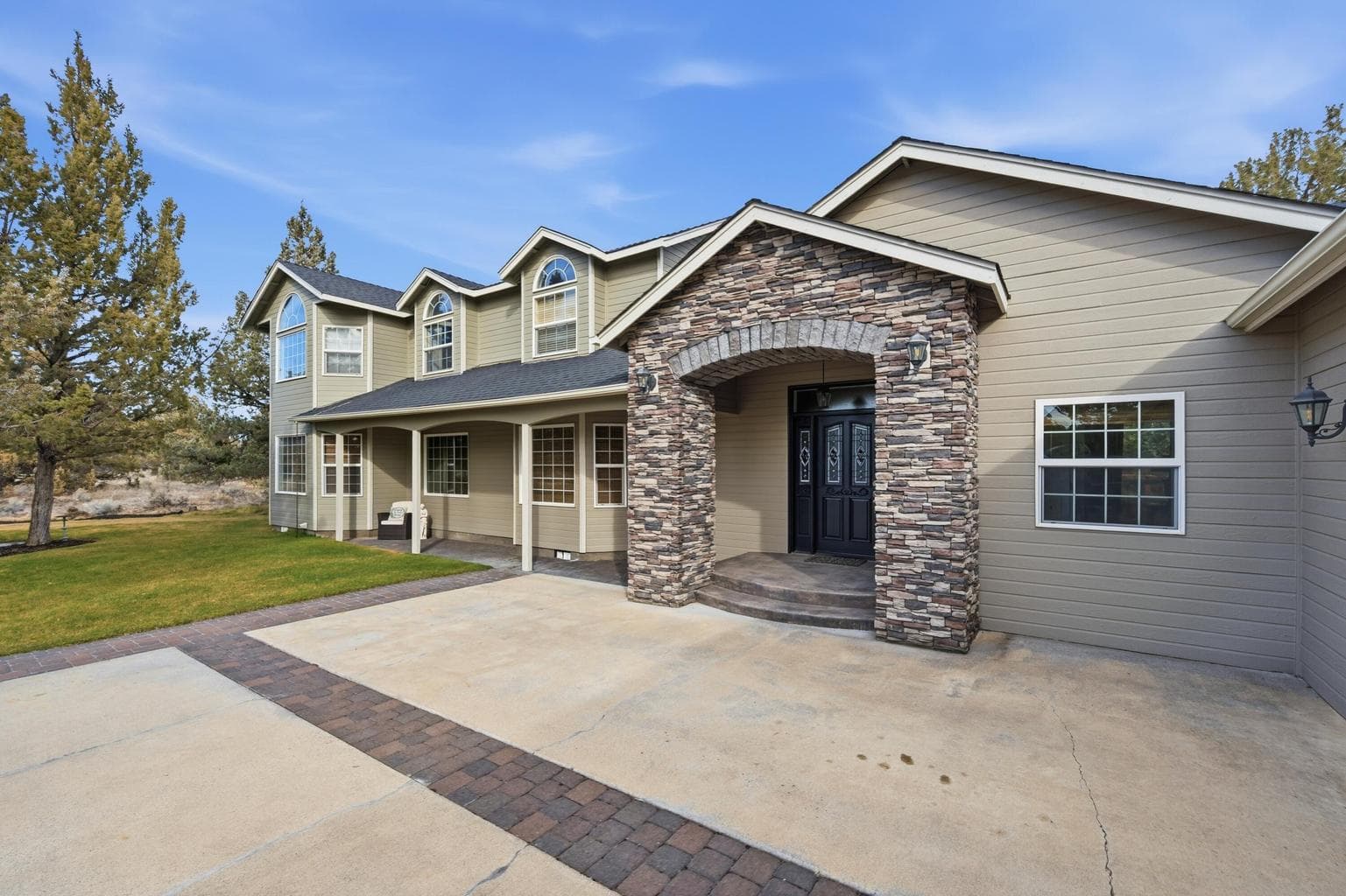 Photo of 1500 77th 4 of 35