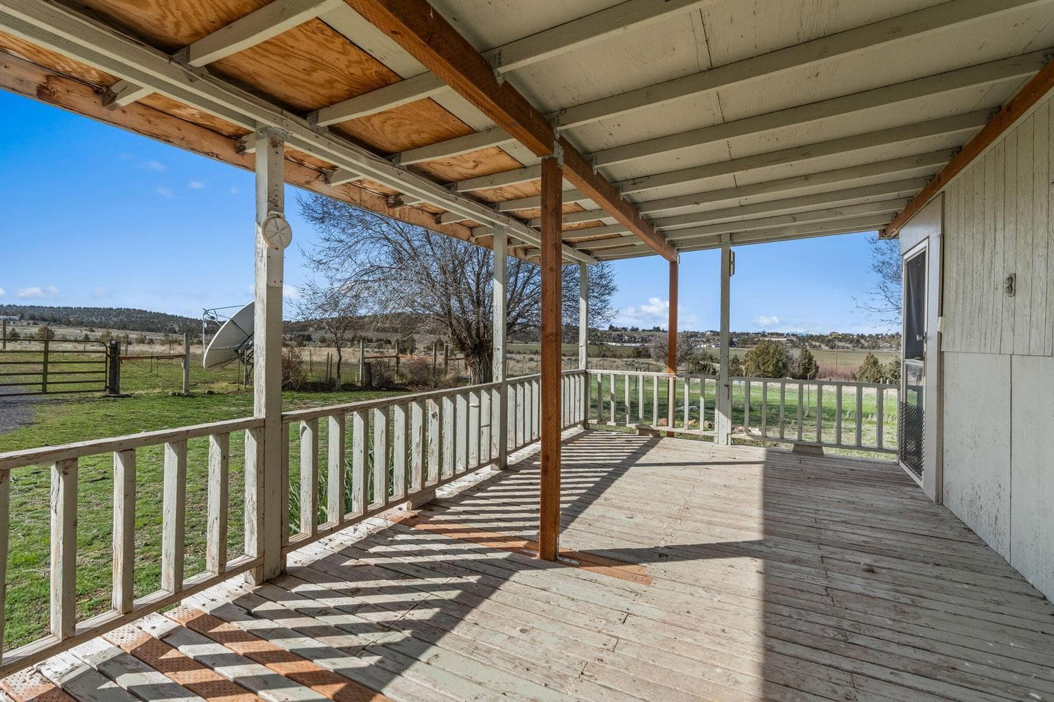 Photo of 2748 Loucks 5 of 35