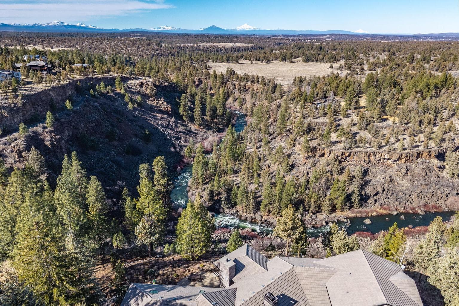 Photo of 1122 Foxwood 6 of 61