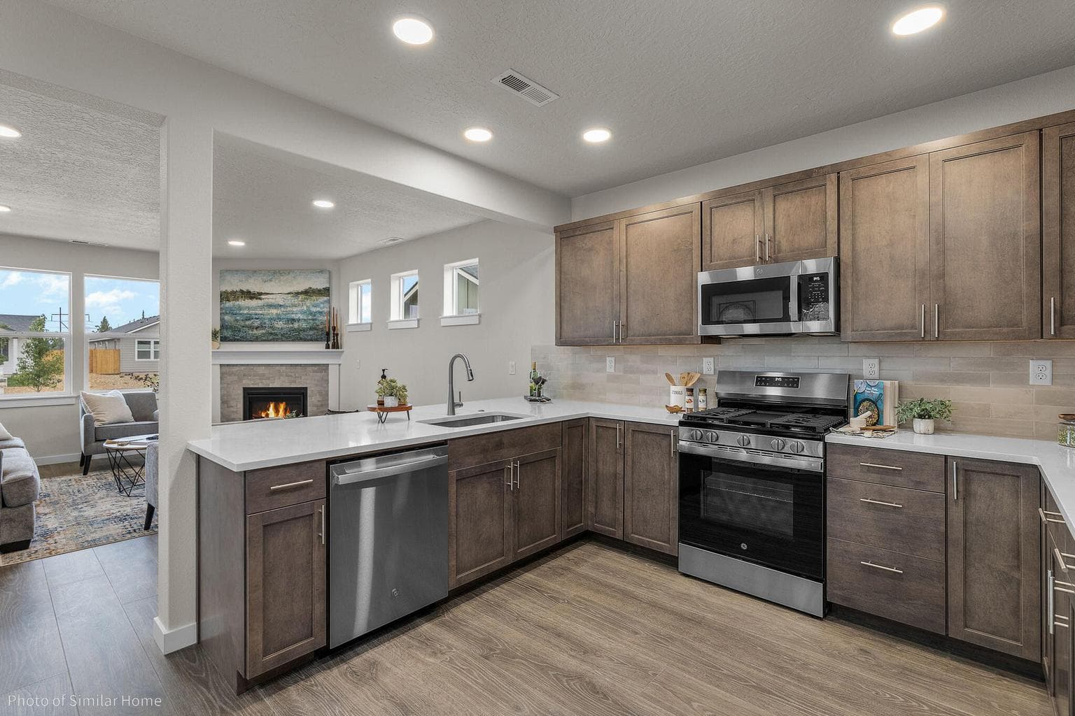 Photo of 3358 7th 4 of 18