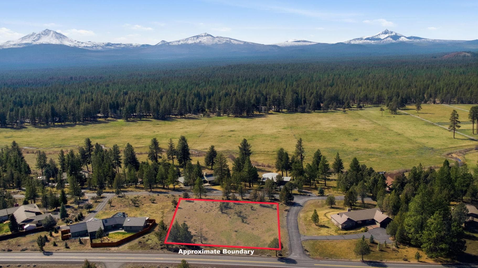 Photo of 70070 Meadow View 2 of 13