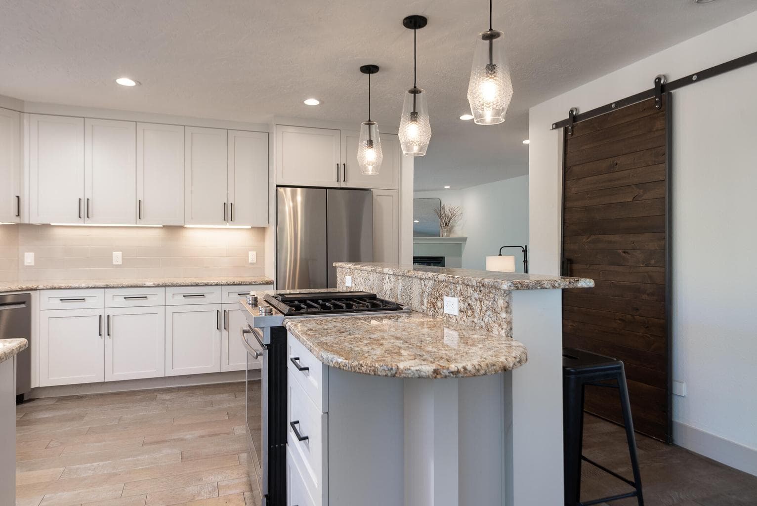 Photo of 60012 Ridgeview 5 of 55