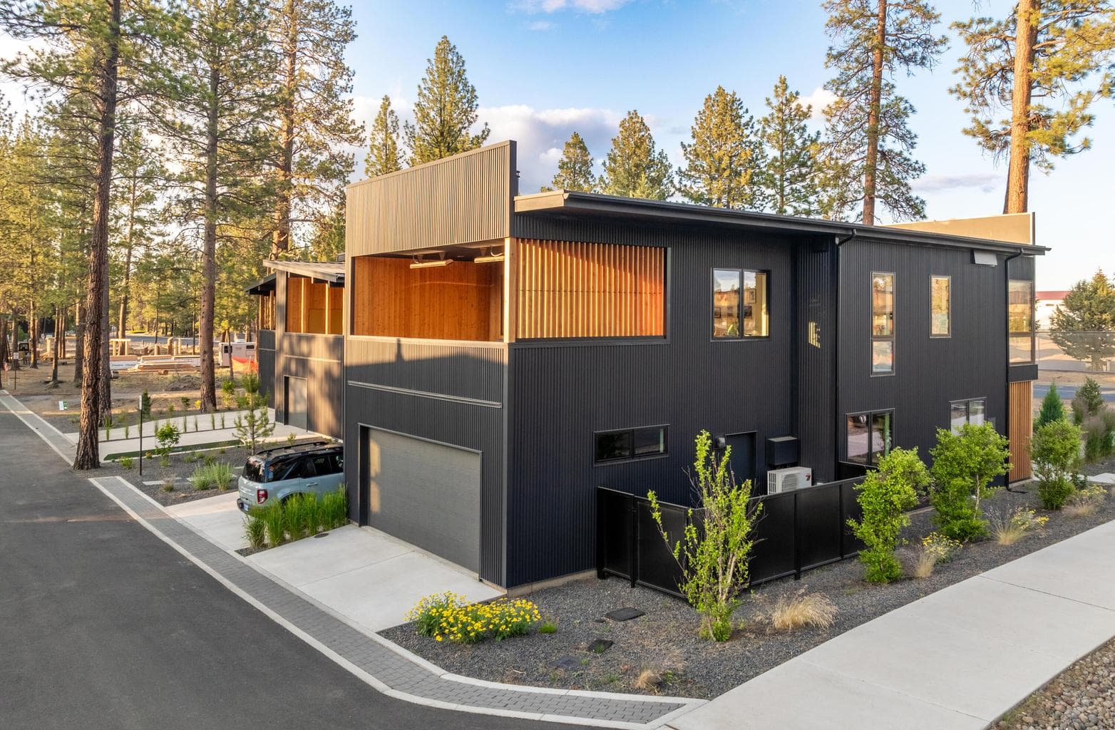 Photo of 505 Pine 3 of 43