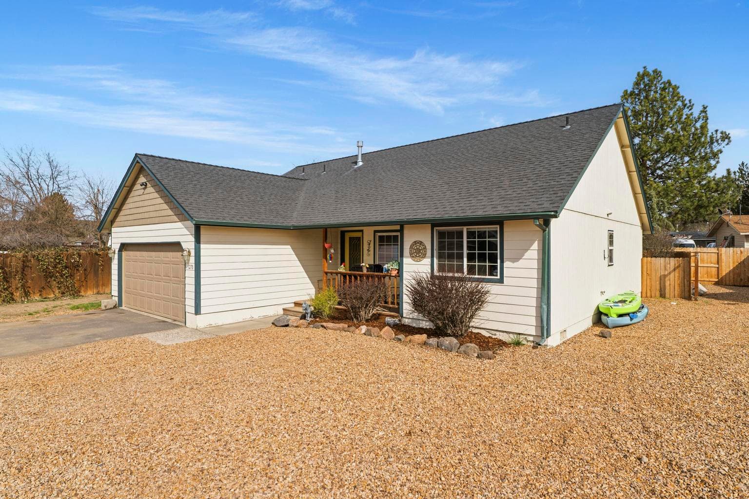 Photo of 1270 6th 2 of 35