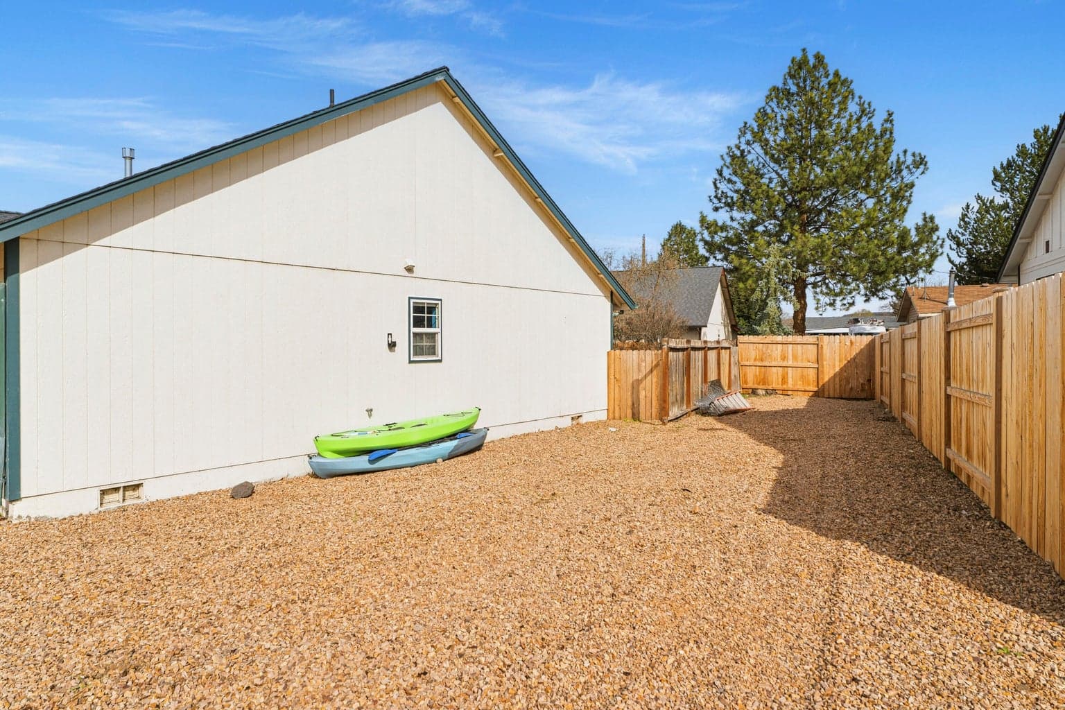 Photo of 1270 6th 3 of 35