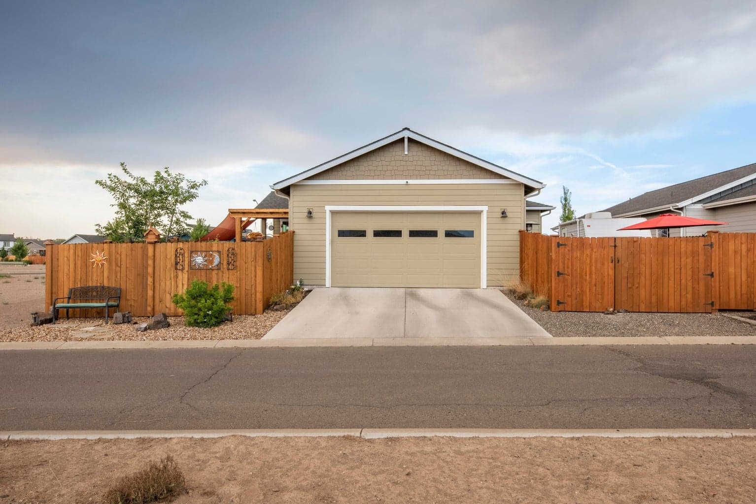 Photo of 1636 Hudspeth 4 of 19