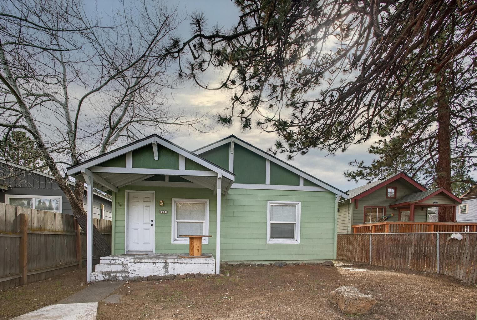 1251 Newport