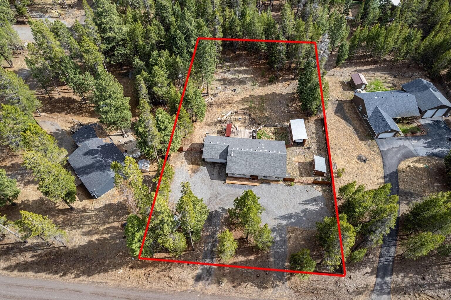 Photo of 15711 Park 2 of 26