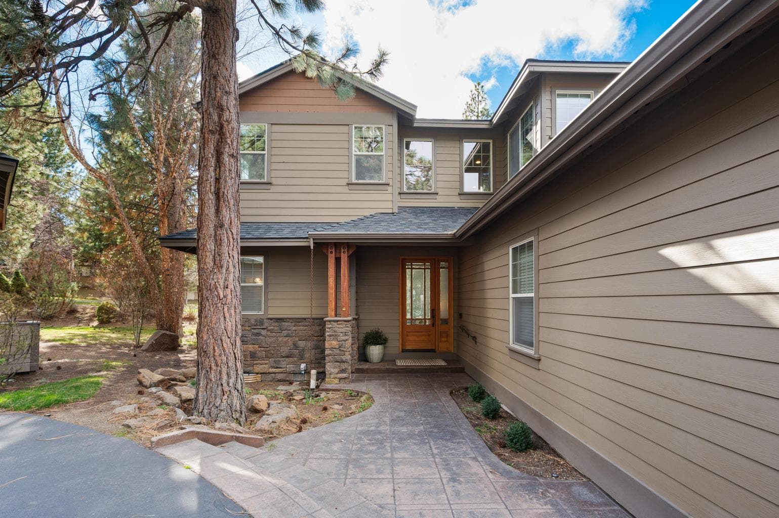 Photo of 2531 Locke 5 of 48