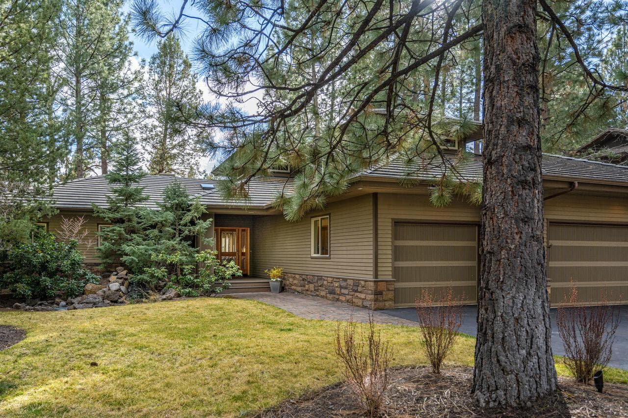 19397 Soda Springs