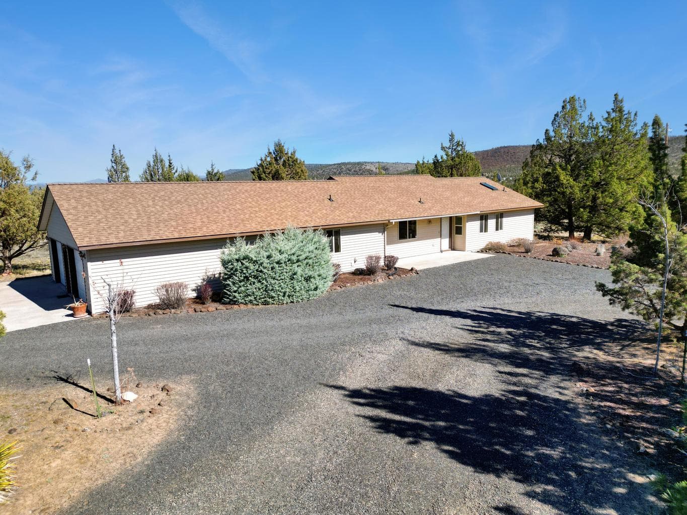 Photo of 6833 Raven Hill 4 of 42