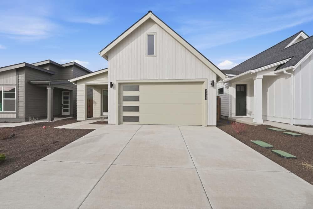 21423 Hayloft
