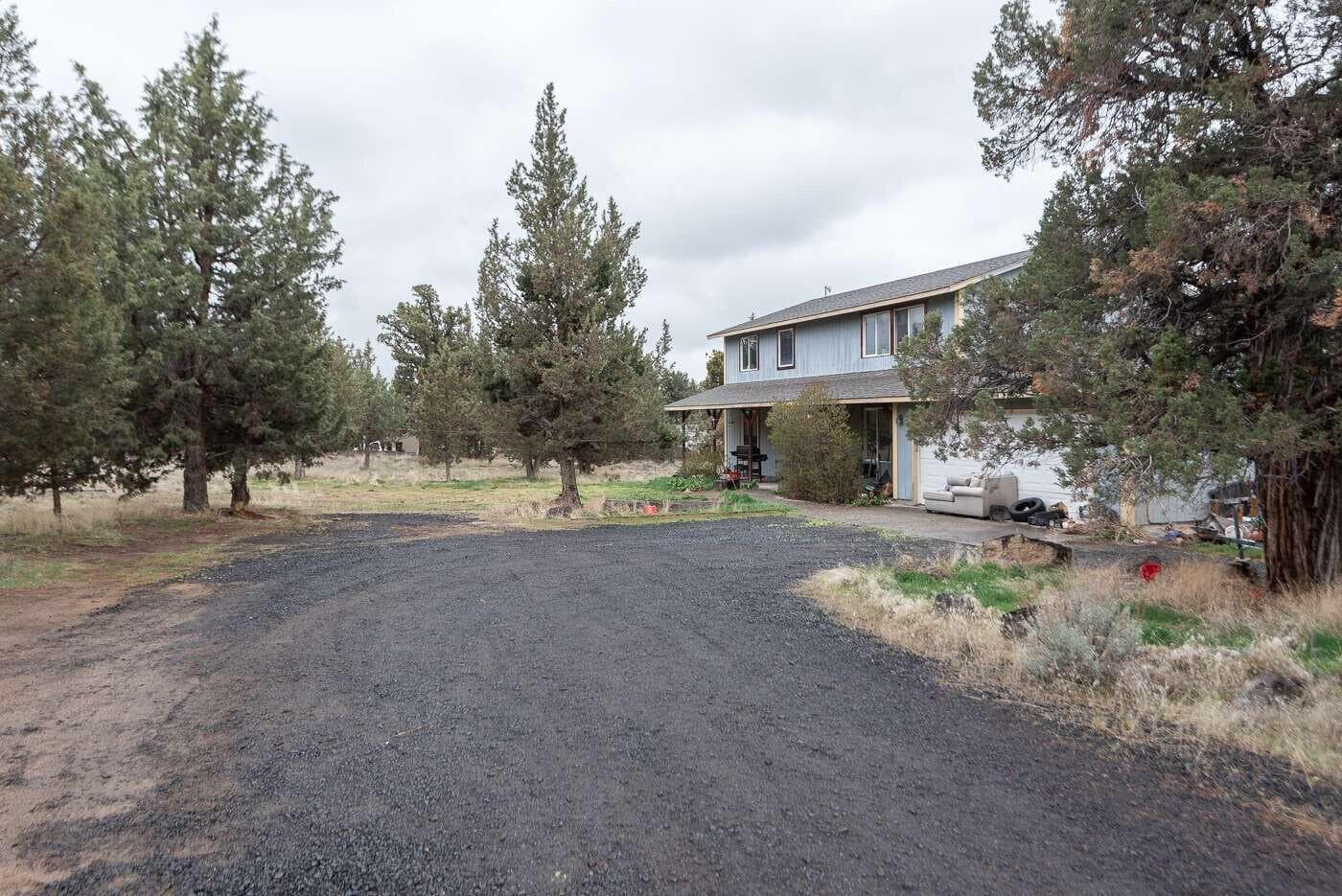 Photo of 3100 Klamath 3 of 34