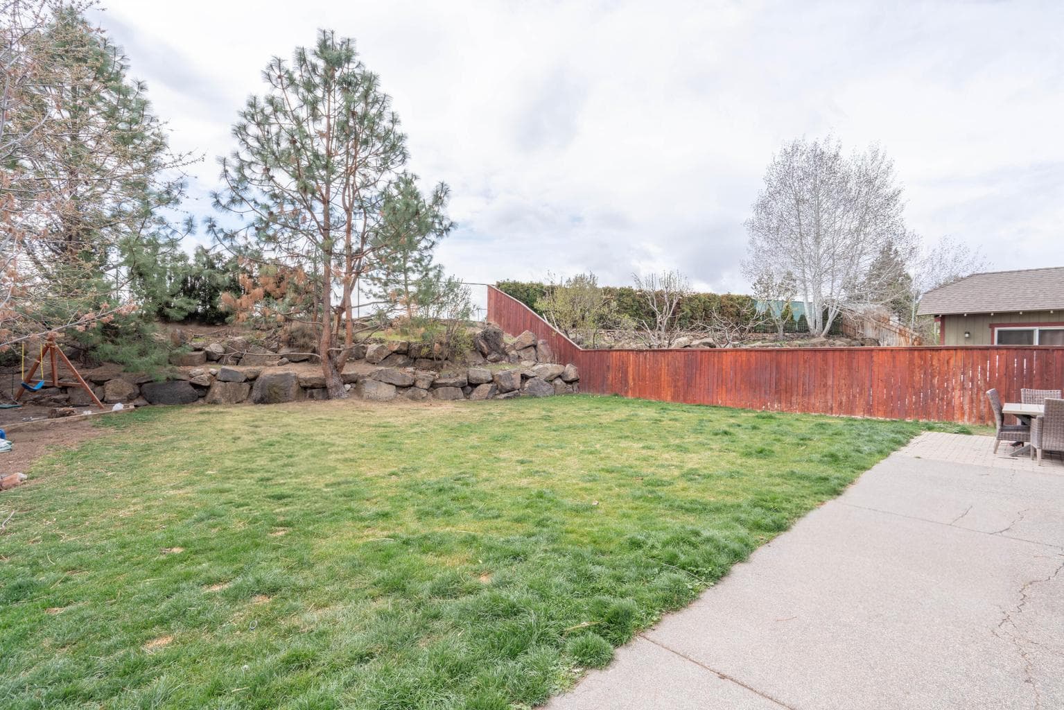 Photo of 2202 Cedar 2 of 42