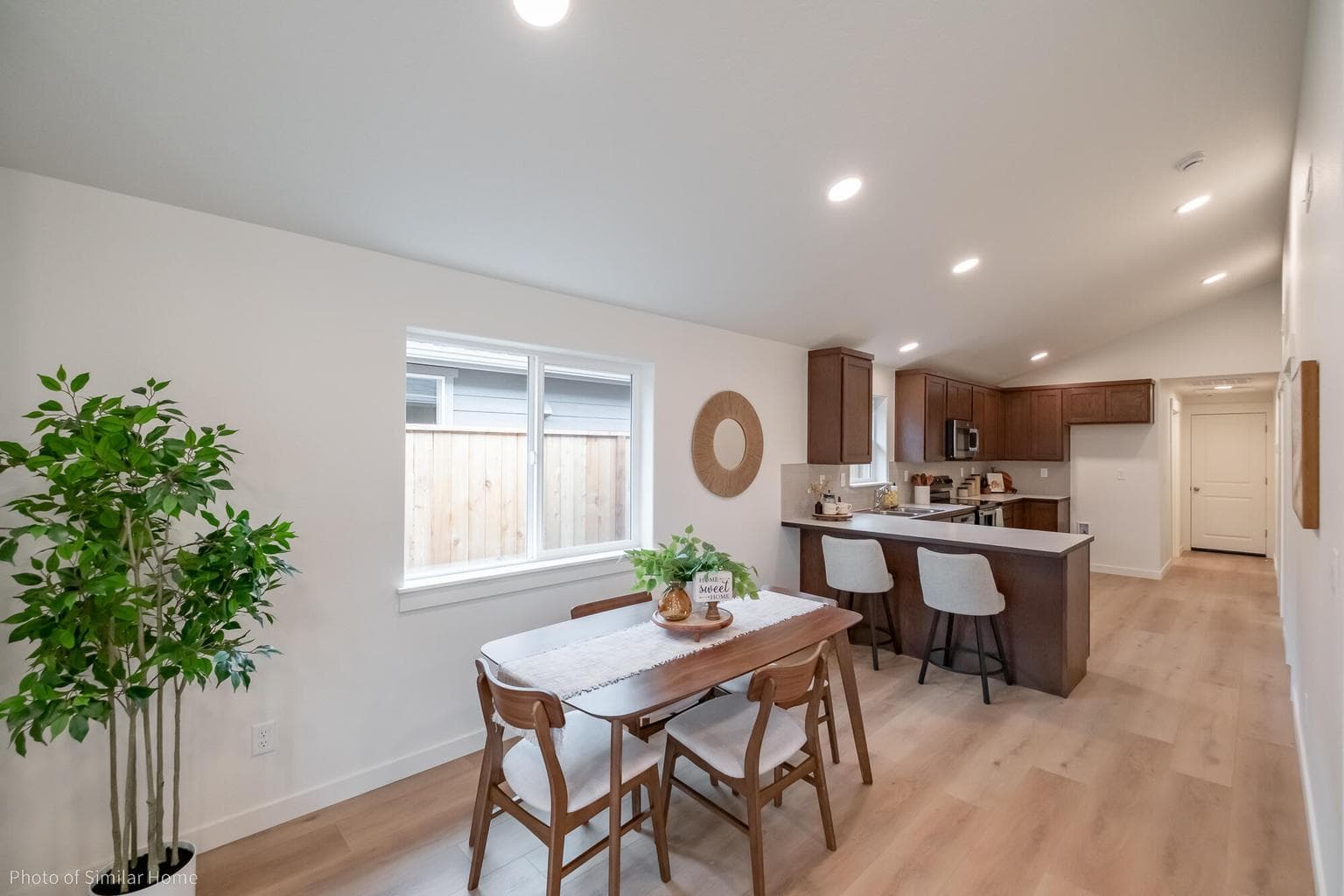 Photo of 2842 Sterling 4 of 19