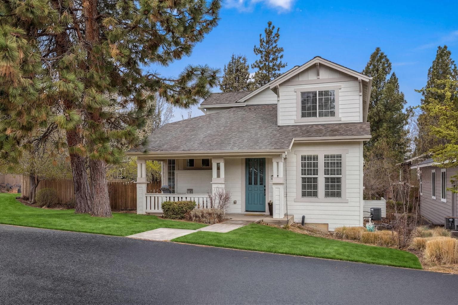 61477 Cultus Lake