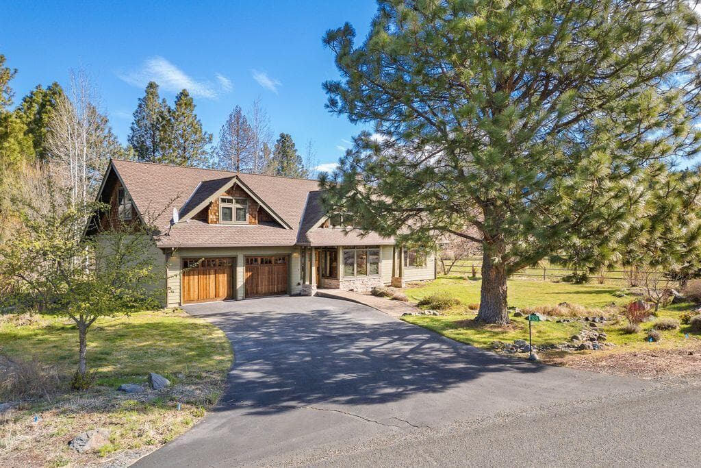 Photo of 26256 Metolius Meadows 4 of 50