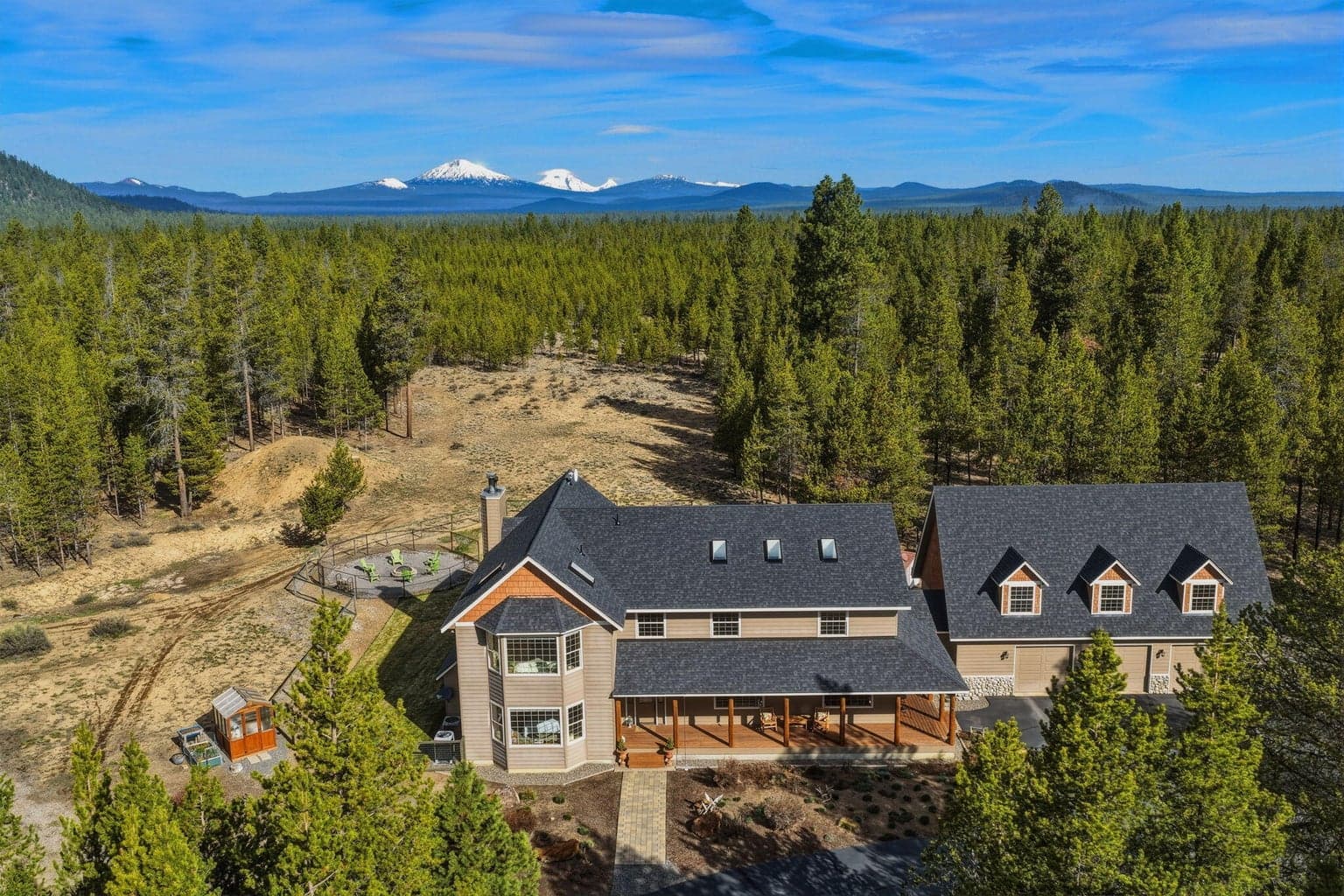 16905 Pleasant View
